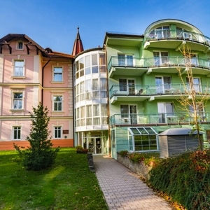 Hotel Spa Hévíz Außenansicht