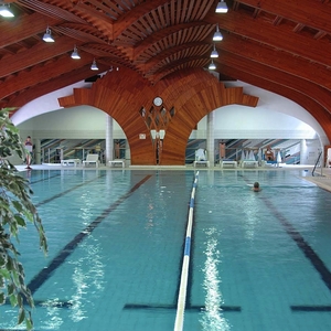 BM Kursanatorium Schwimmbecken