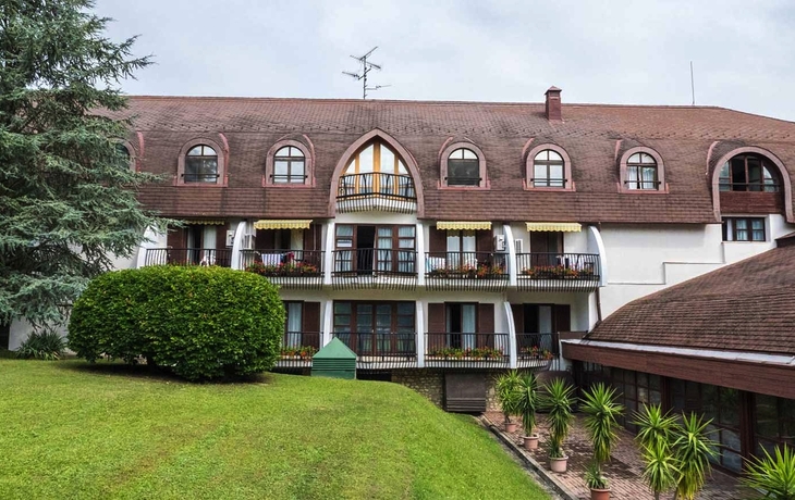 BM Kursanatorium Außenansicht