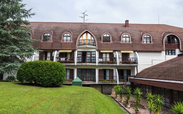 BM Kursanatorium Außenansicht